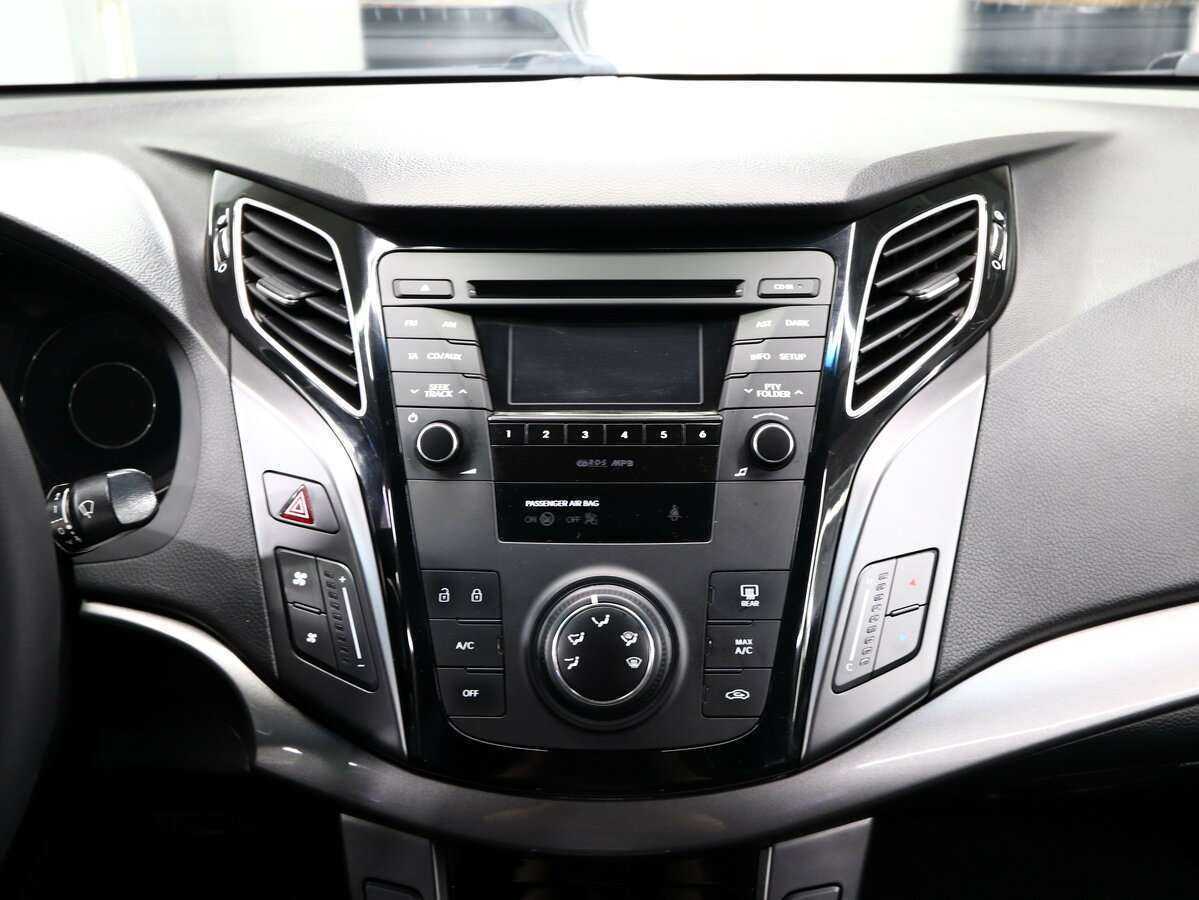 Купить Hyundai i40, 2014, 111 000 км.. Фото: #18