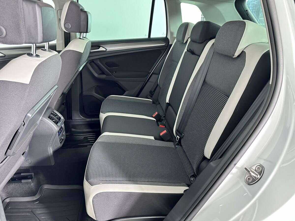 Купить Volkswagen Tiguan, 2019, 82 960 км.. Фото: #16