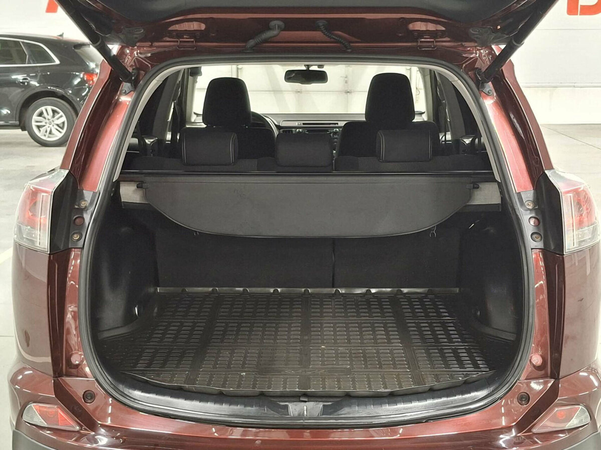 Купить Toyota RAV4, 2016, 115 275 км.. Фото: #8