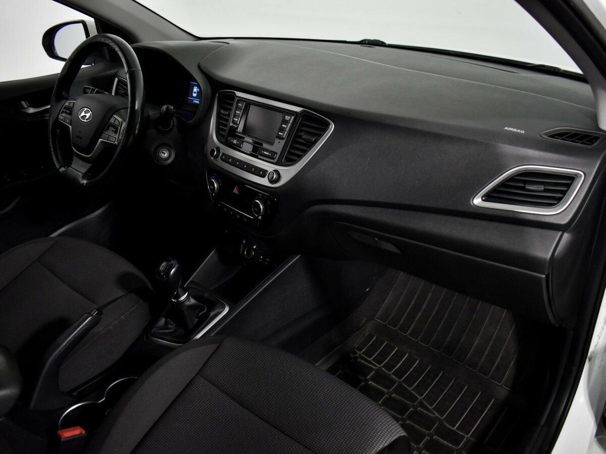 Купить Hyundai Solaris, 2018, 217 406 км.. Фото: #11