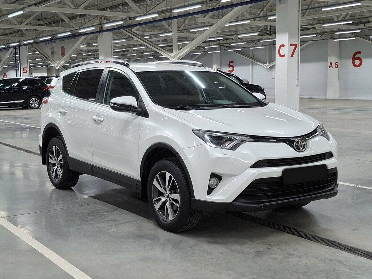 Купить Toyota RAV4, 2016, 145 854 км.. Фото: #2