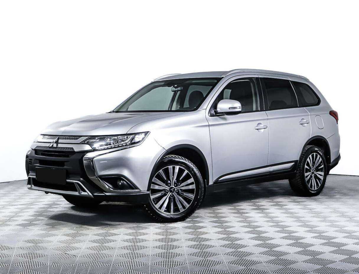 Купить Mitsubishi Outlander, 2019, 101 800 км.. Фото: #0