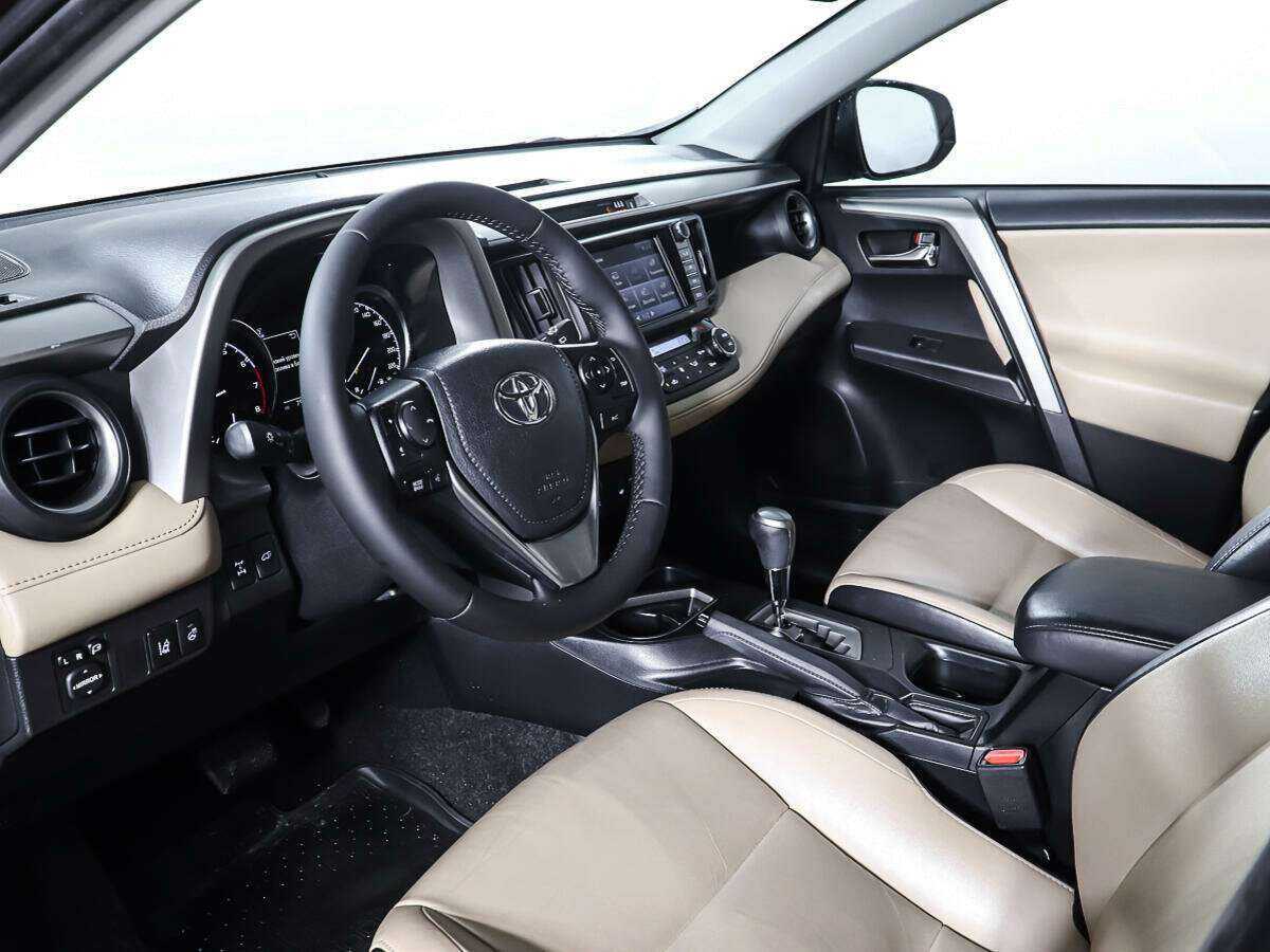 Купить Toyota RAV4, 2018, 79 689 км.. Фото: #11