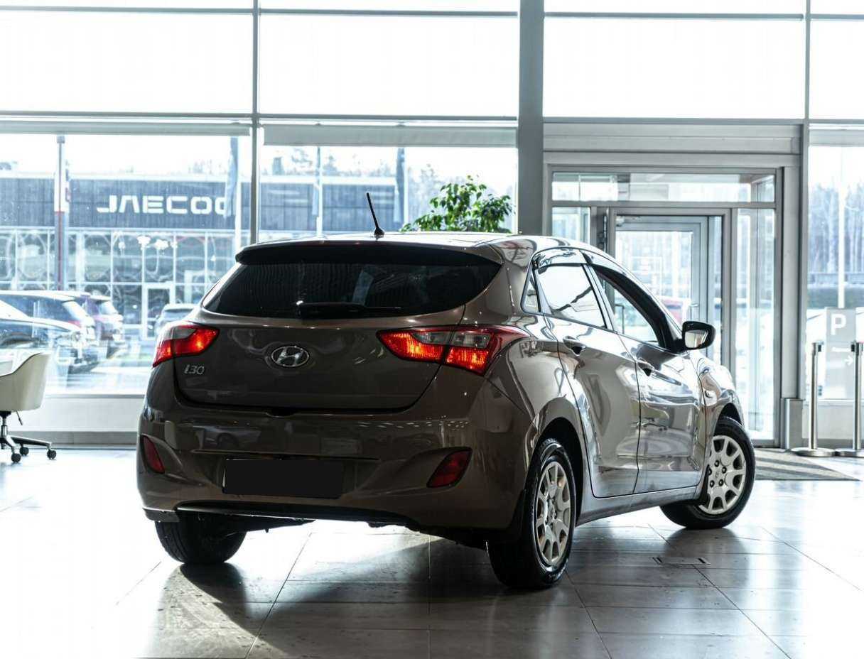Купить Hyundai i30, 2013, 220 000 км.. Фото: #2