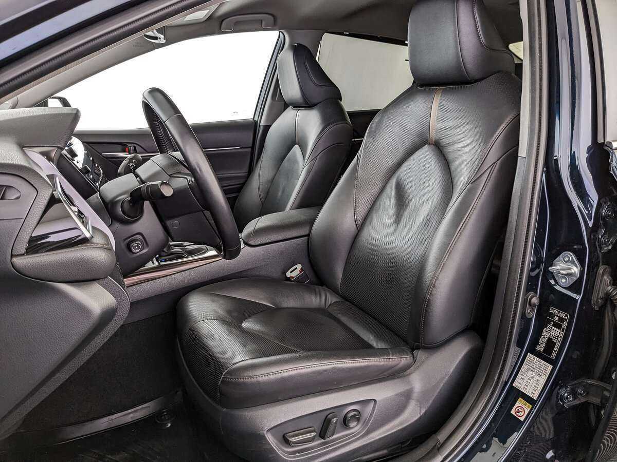 Купить Toyota Camry, 2018, 164 006 км.. Фото: #15