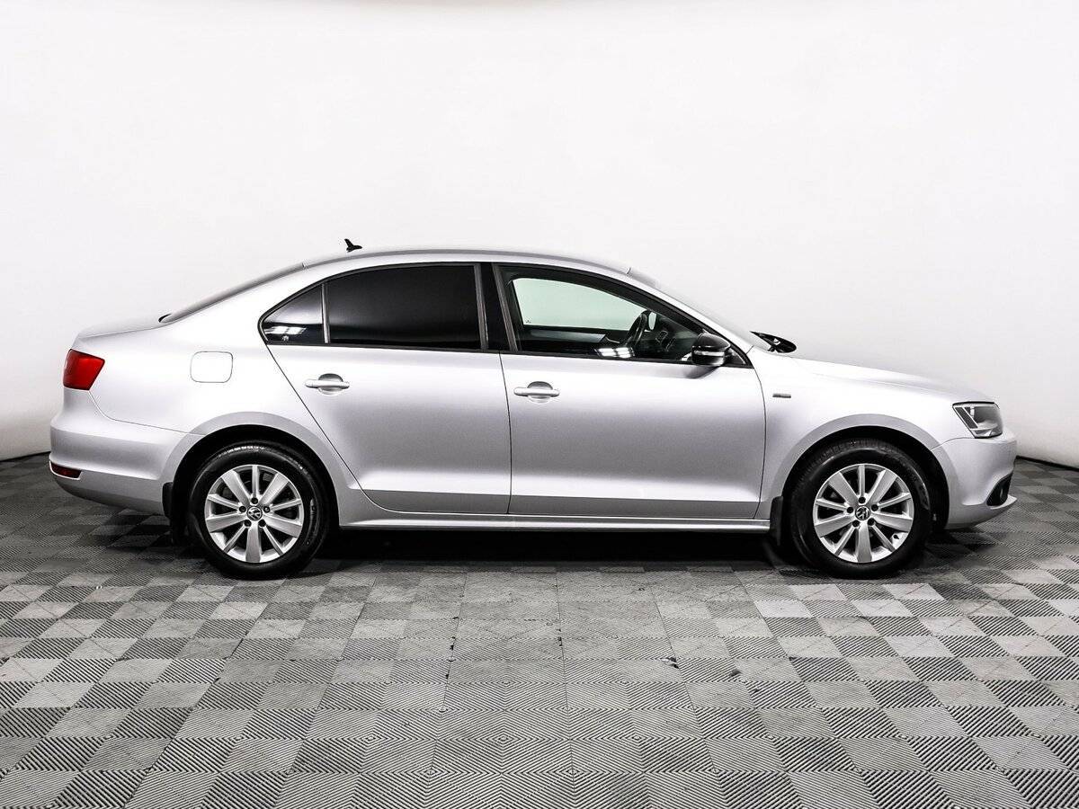 Купить Volkswagen Jetta, 2013, 74 271 км.. Фото: #3