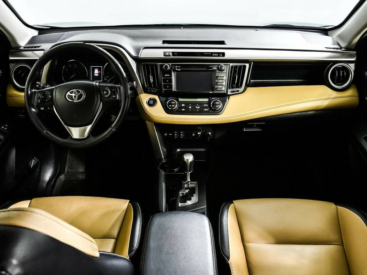 Купить Toyota RAV4, 2015, 129 569 км.. Фото: #8