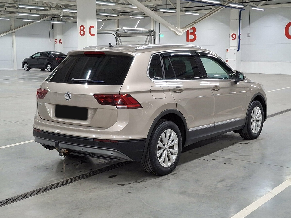 Купить Volkswagen Tiguan, 2017, 92 511 км.. Фото: #4