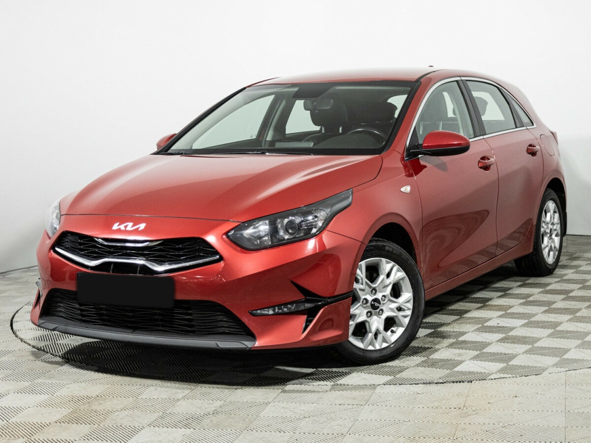 Купить Kia Ceed, 2022, 142 884 км.. Посмотреть фото