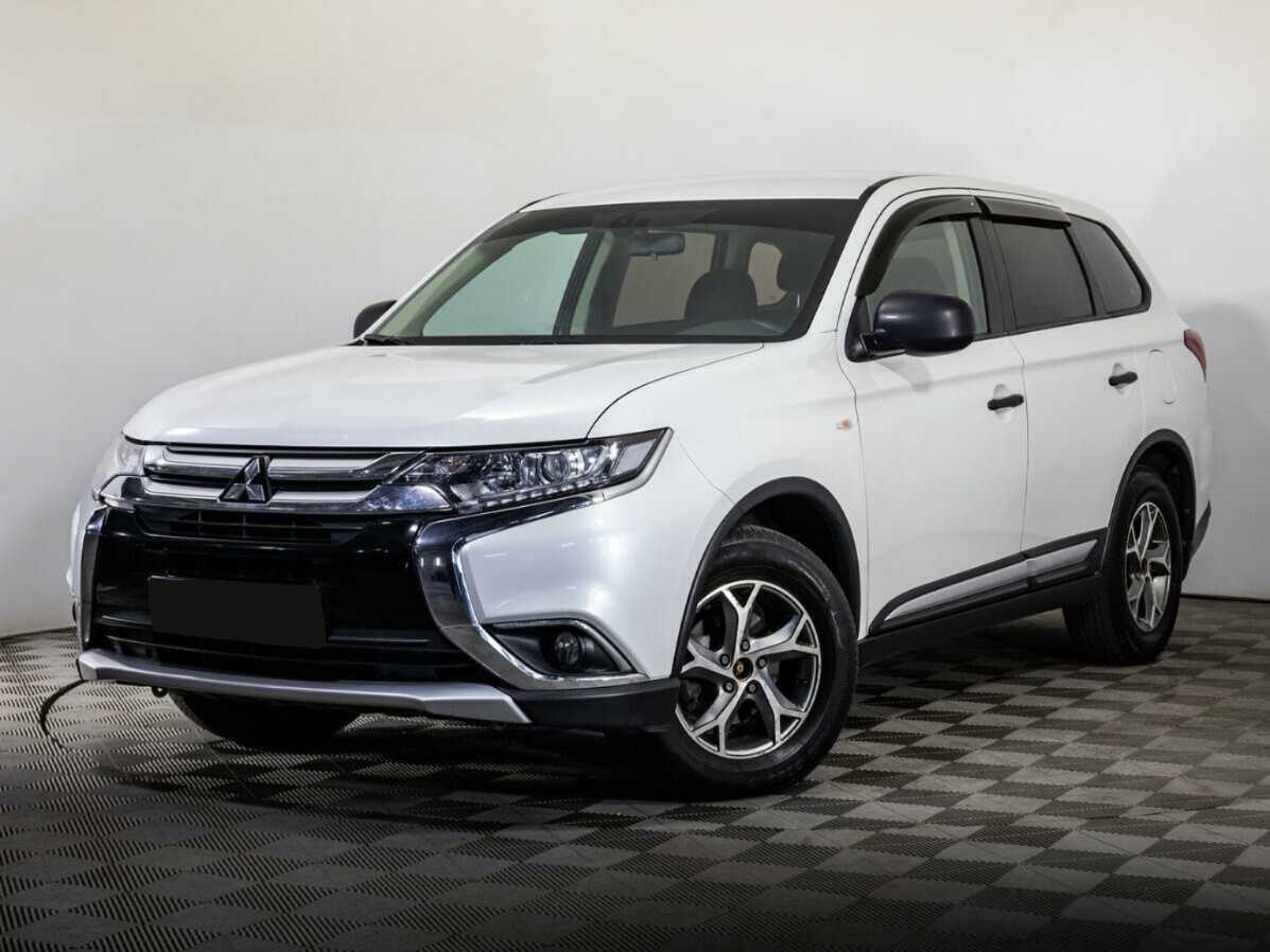 Купить Mitsubishi Outlander, 2018, 61 801 км.. Посмотреть фото