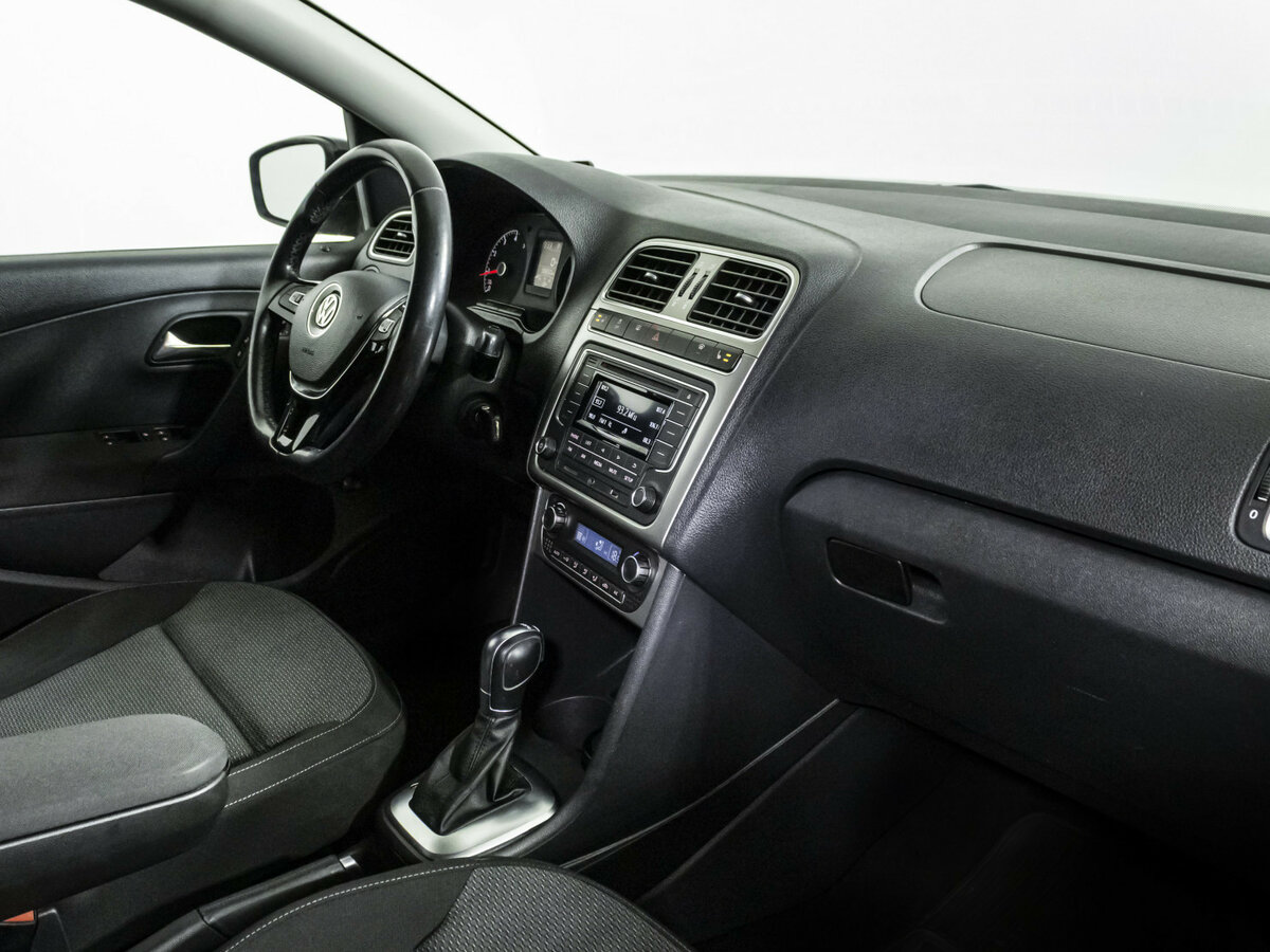 Купить Volkswagen Polo, 2018, 98 650 км.. Фото: #6