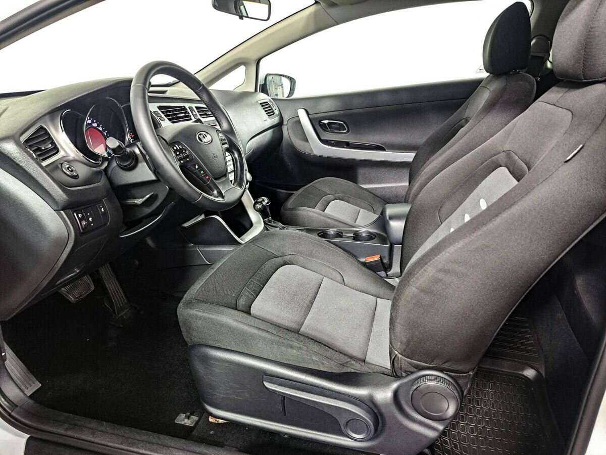 Купить Kia Ceed, 2013, 98 781 км.. Фото: #11