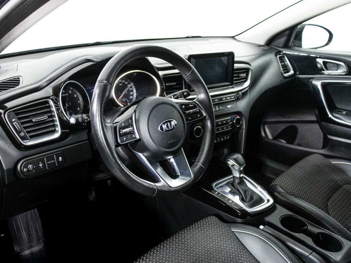 Купить Kia Ceed, 2019, 116 000 км.. Фото: #10