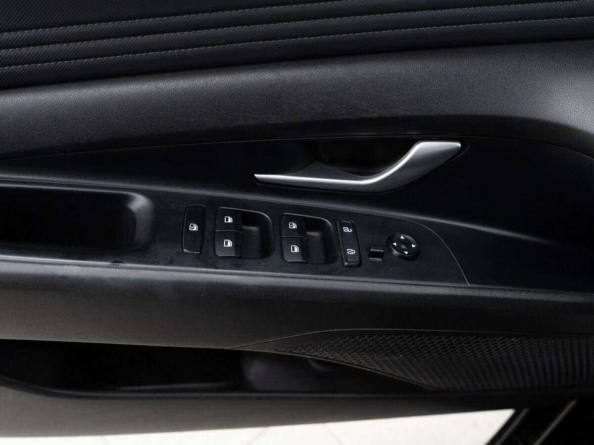 Купить Hyundai Elantra, 2021, 61 830 км.. Фото: #13