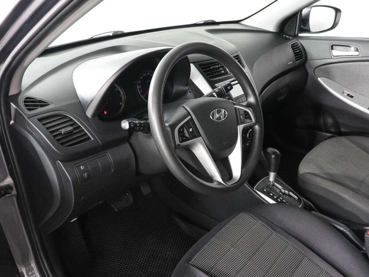 Купить Hyundai Solaris, 2013, 115 411 км.. Фото: #8