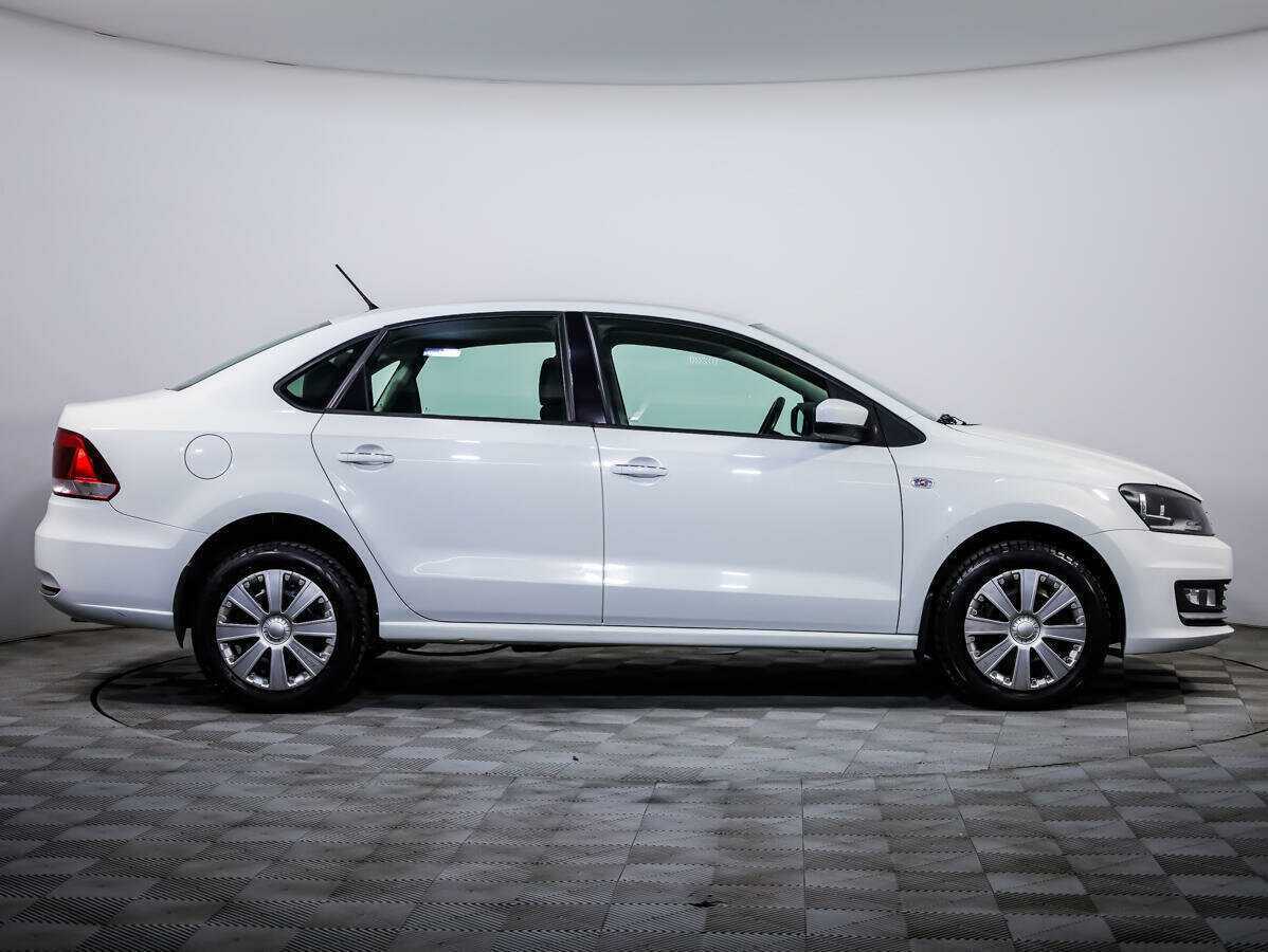 Купить Volkswagen Polo, 2016, 110 557 км.. Фото: #2