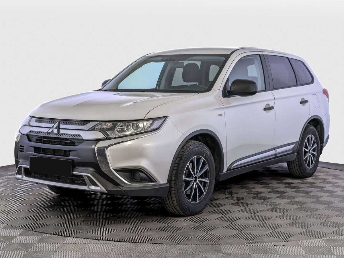 Купить Mitsubishi Outlander, 2019, 132 727 км.. Посмотреть фото