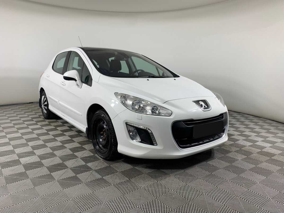 Купить Peugeot 308, 2012, 144 672 км.. Фото: #2