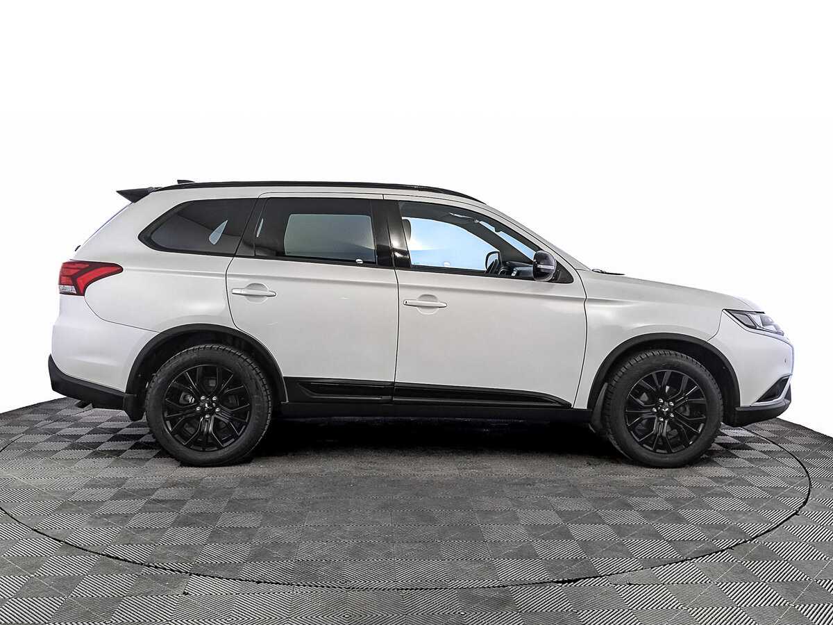 Купить Mitsubishi Outlander, 2022, 47 755 км.. Фото: #3