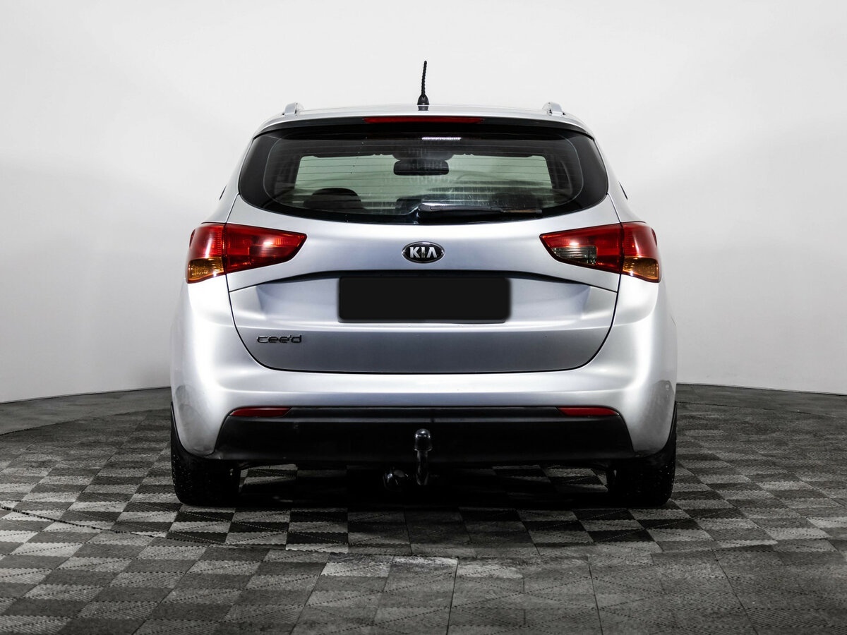 Купить Kia Ceed, 2014, 290 069 км.. Фото: #4