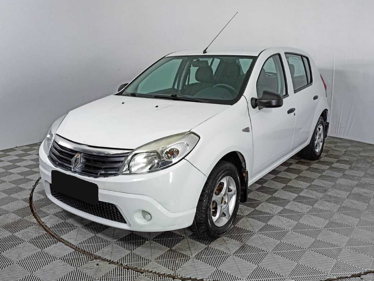 Купить Renault Sandero, 2014, 64 239 км.. Посмотреть фото