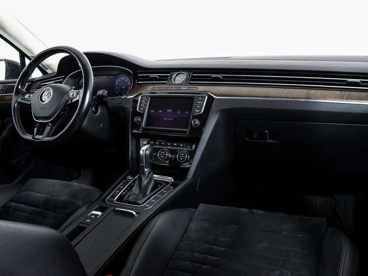 Купить Volkswagen Passat, 2016, 140 877 км.. Фото: #8
