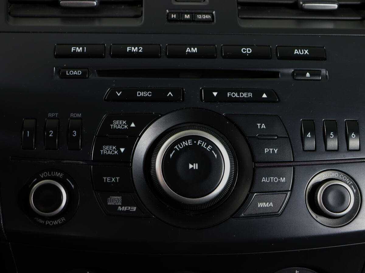 Купить Mazda 3, 2012, 126 700 км.. Фото: #17