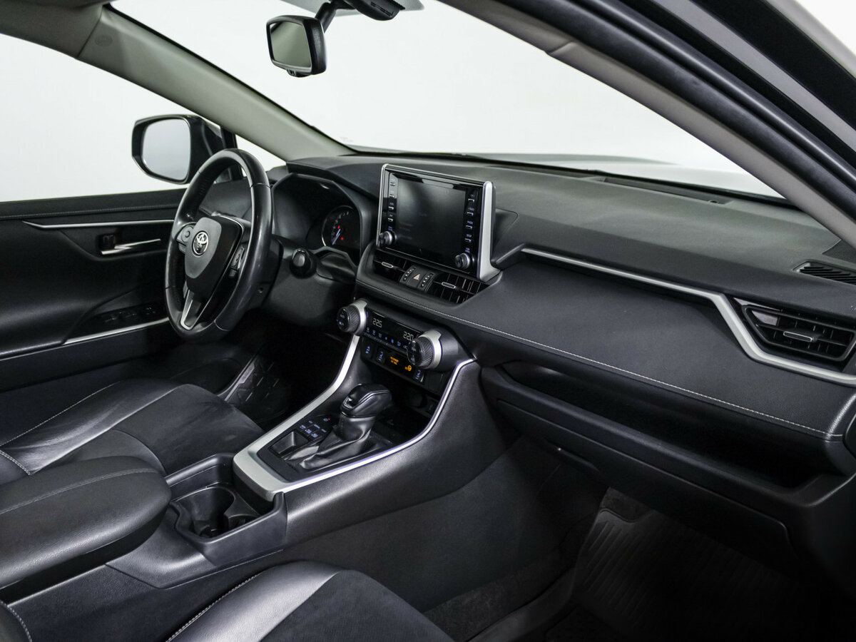 Купить Toyota RAV4, 2021, 94 470 км.. Фото: #6