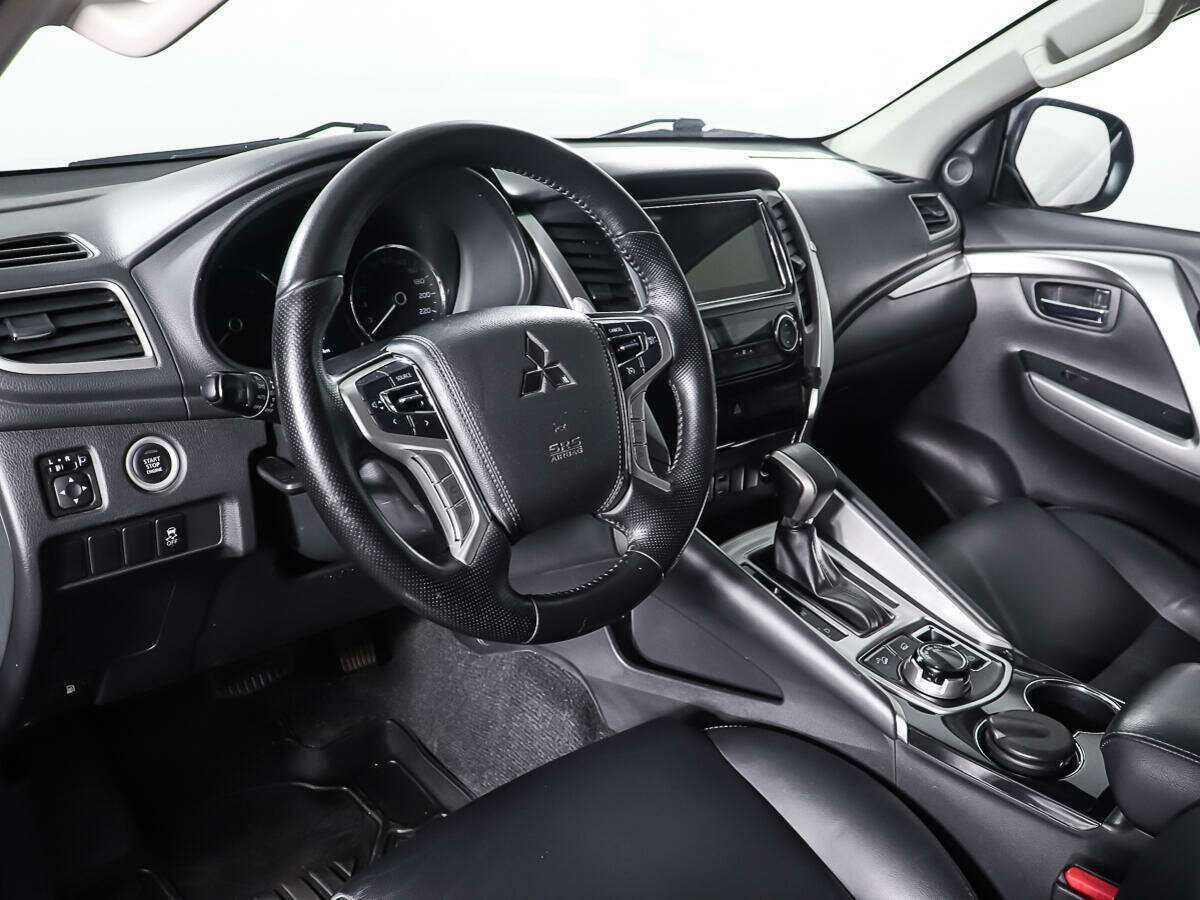 Купить Mitsubishi Pajero Sport, 2018, 85 900 км.. Фото: #12