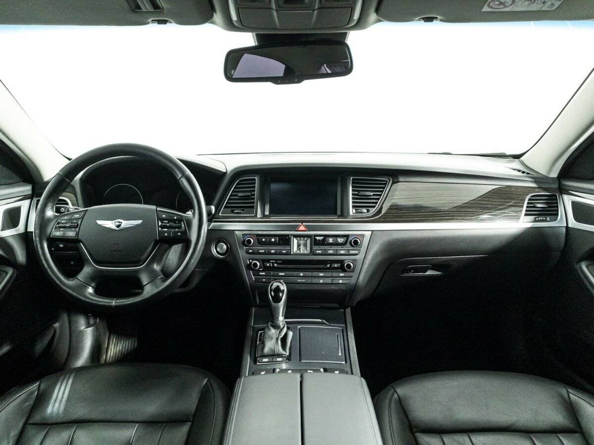 Купить Hyundai Genesis, 2015, 226 614 км.. Фото: #12