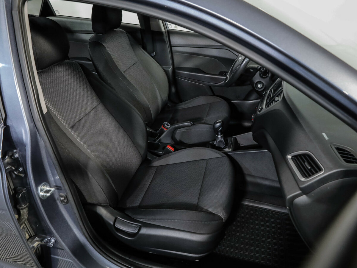 Купить Hyundai Solaris, 2018, 241 555 км.. Фото: #16