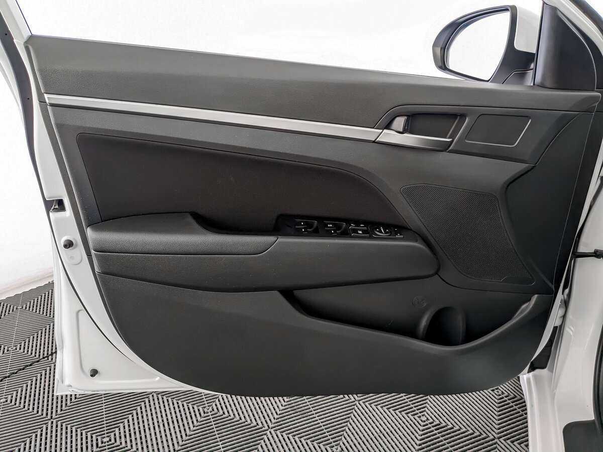 Купить Hyundai Elantra, 2020, 83 421 км.. Фото: #14