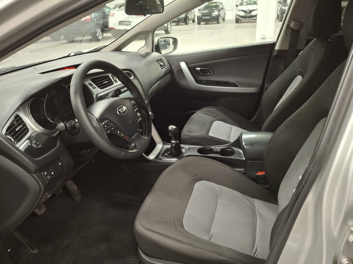 Купить Kia Ceed, 2013, 192 707 км.. Фото: #15