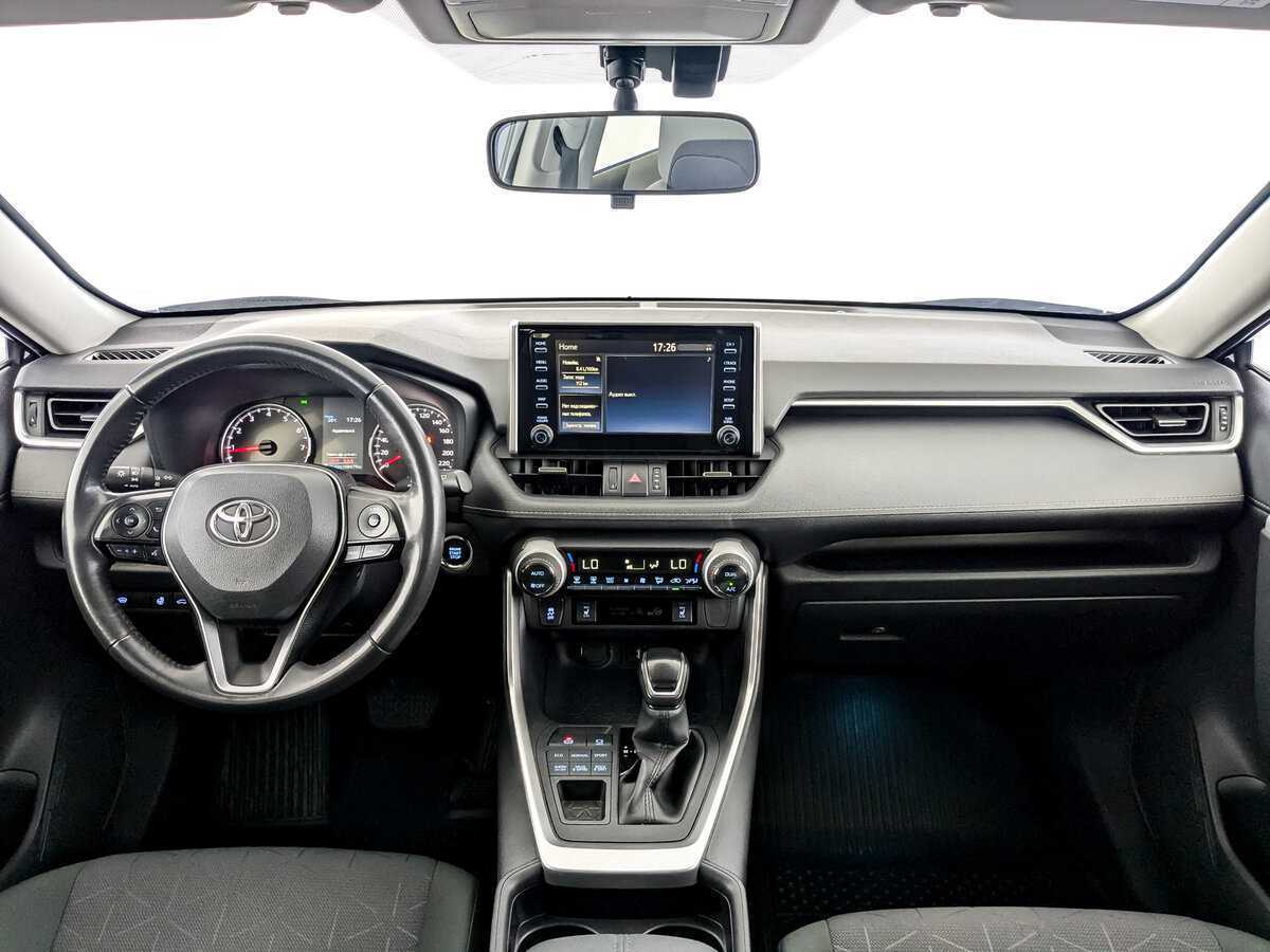 Купить Toyota RAV4, 2020, 108 000 км.. Посмотреть фото