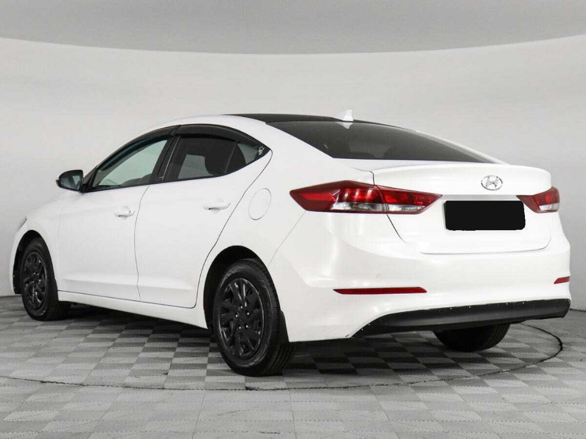 Купить Hyundai Elantra, 2018, 259 303 км.. Фото: #2