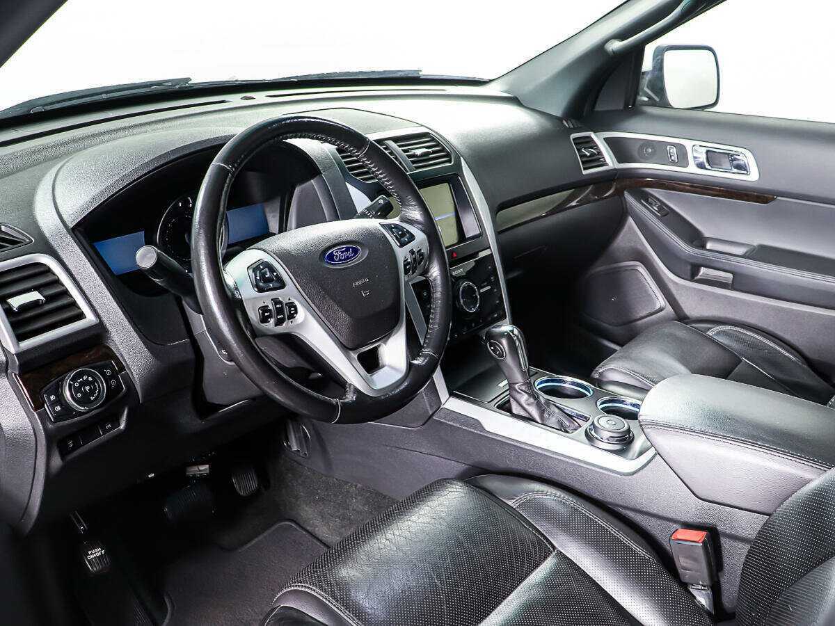 Купить Ford Explorer, 2013, 69 855 км.. Фото: #13