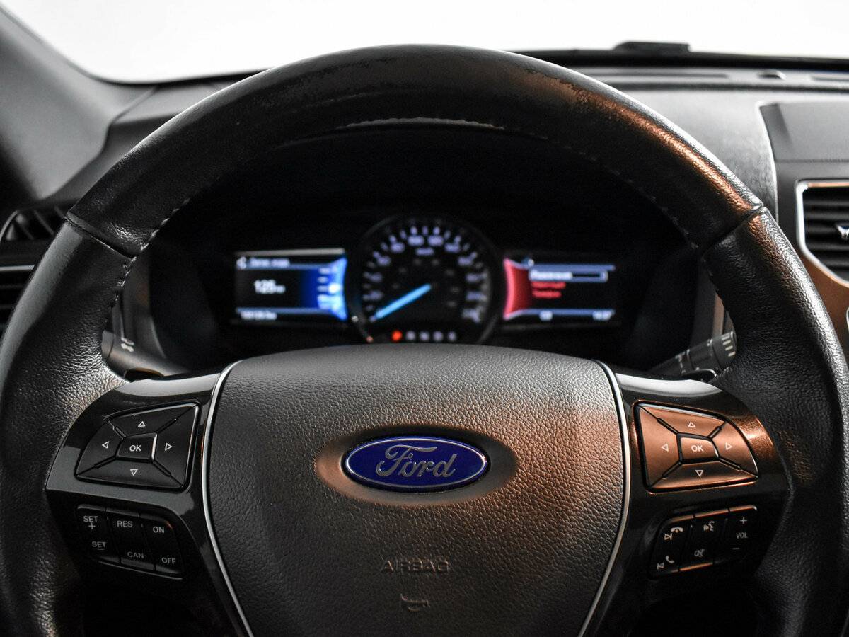 Купить Ford Explorer, 2016, 105 079 км.. Фото: #18