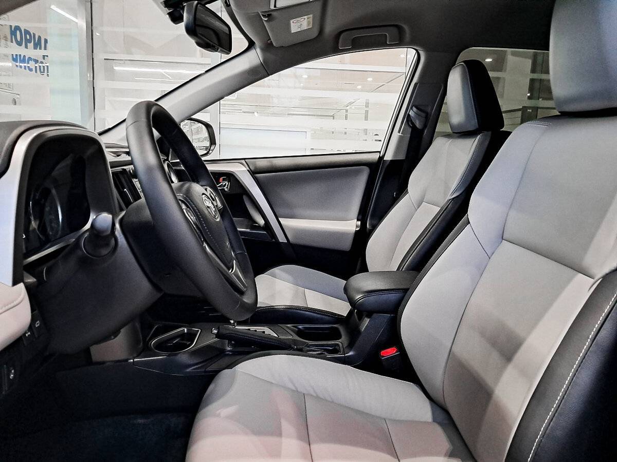 Купить Toyota RAV4, 2016, 165 703 км.. Фото: #15