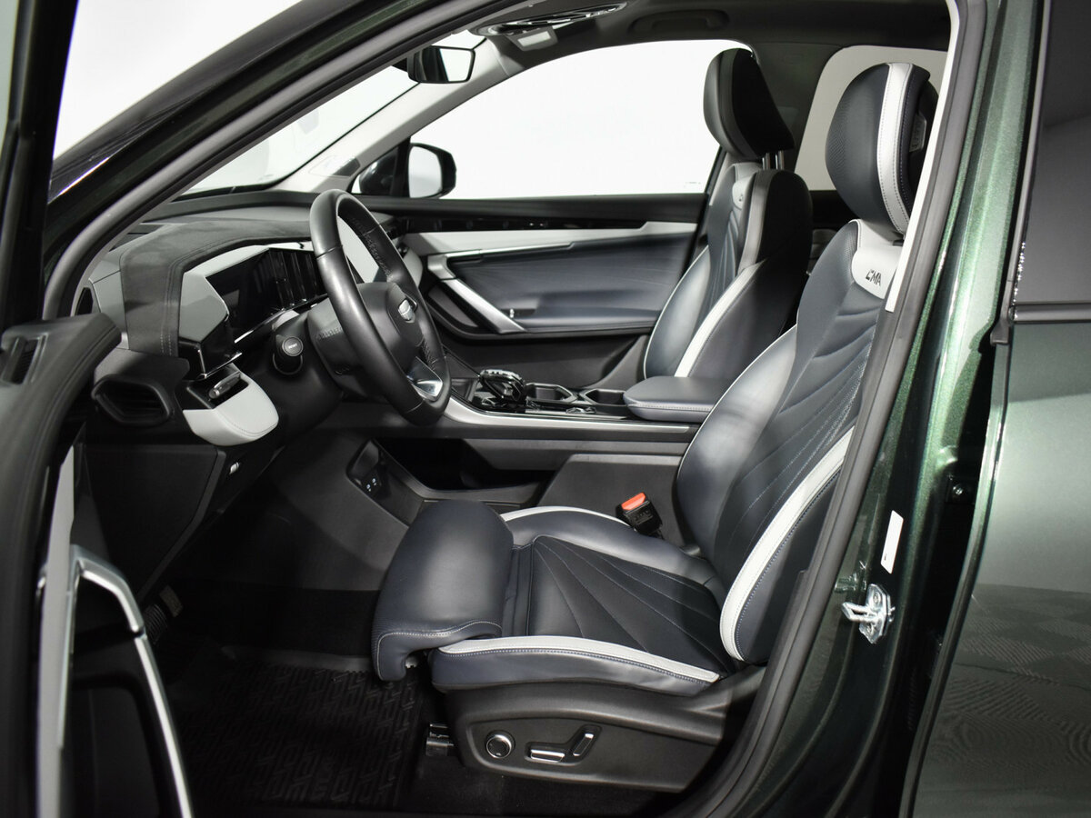 Купить Geely Atlas, 2024, 83 180 км.. Фото: #8