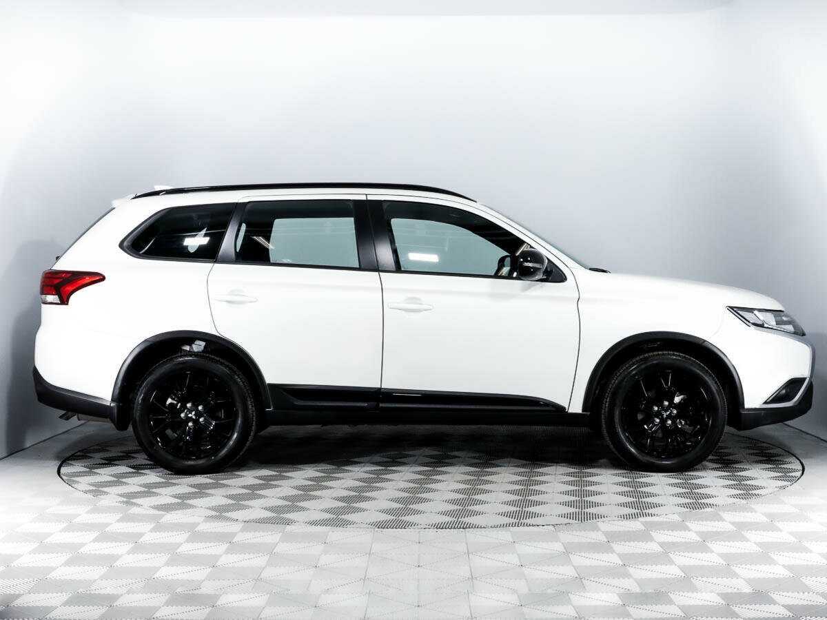 Купить Mitsubishi Outlander, 2021, 12 410 км.. Фото: #3