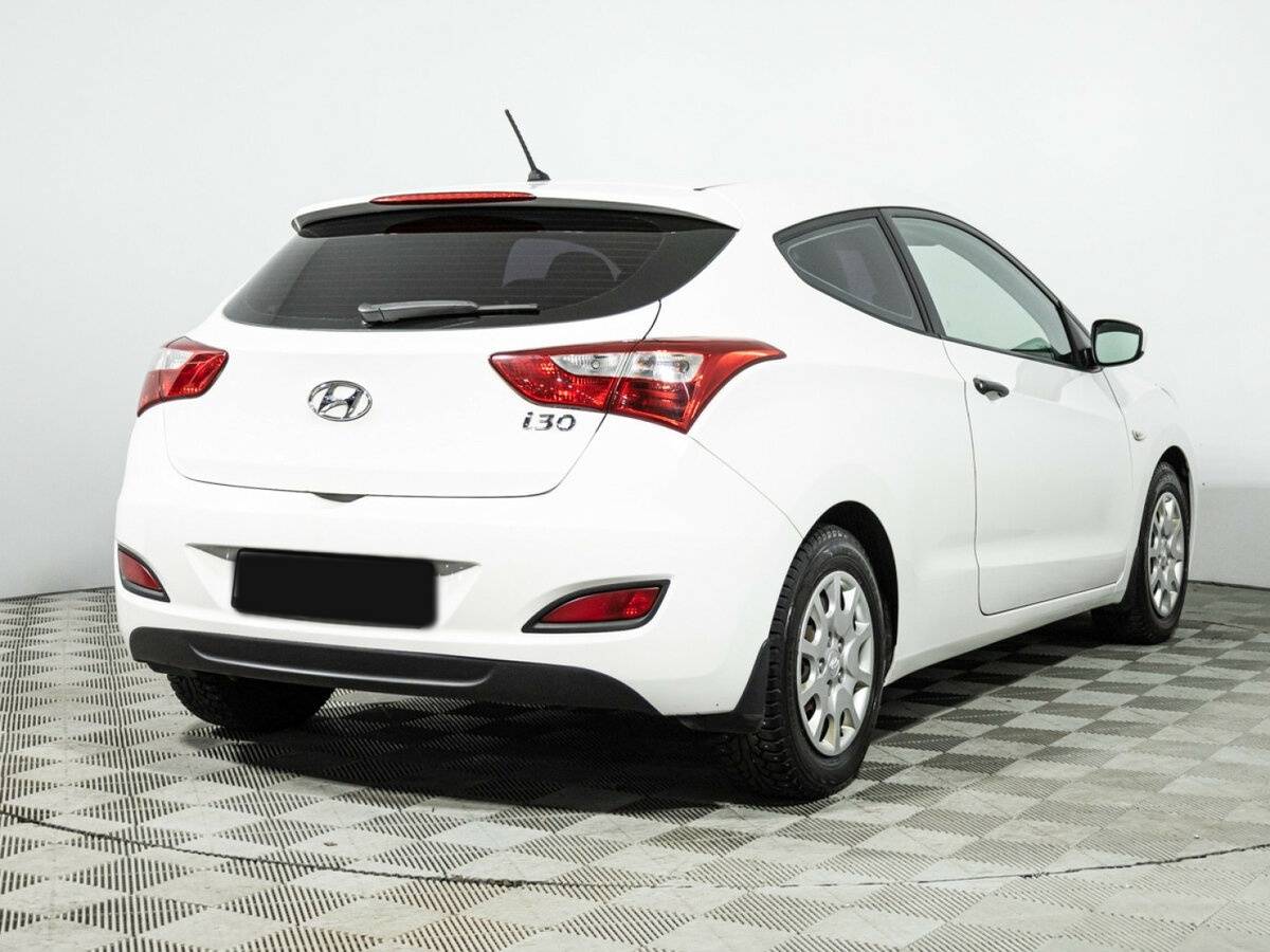 Купить Hyundai i30, 2014, 122 636 км.. Фото: #4