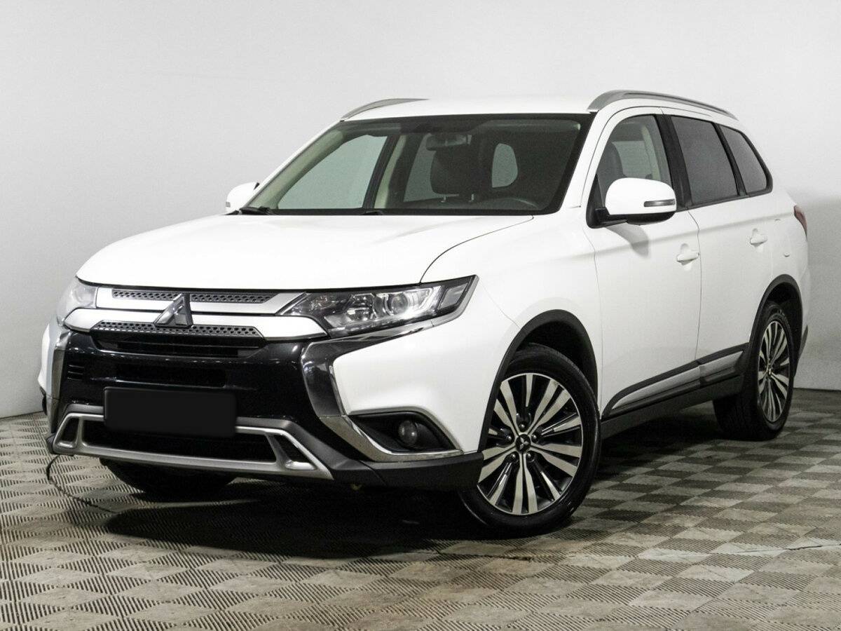 Купить Mitsubishi Outlander, 2020, 110 000 км.. Посмотреть фото