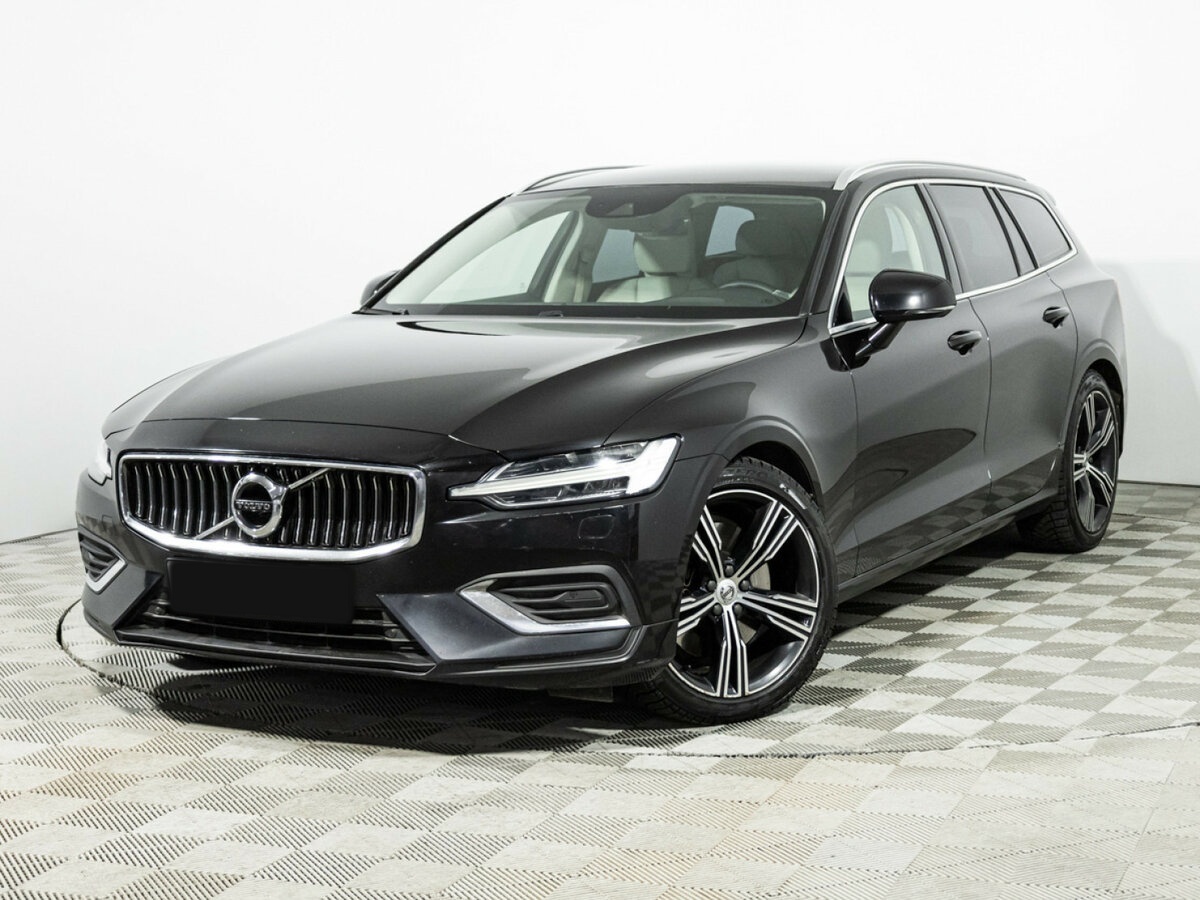 Купить Volvo V60, 2018, 268 000 км.. Посмотреть фото