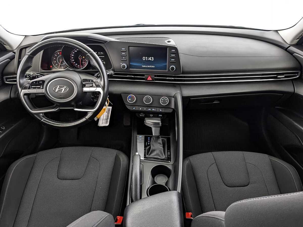 Купить Hyundai Elantra, 2021, 41 281 км.. Фото: #9
