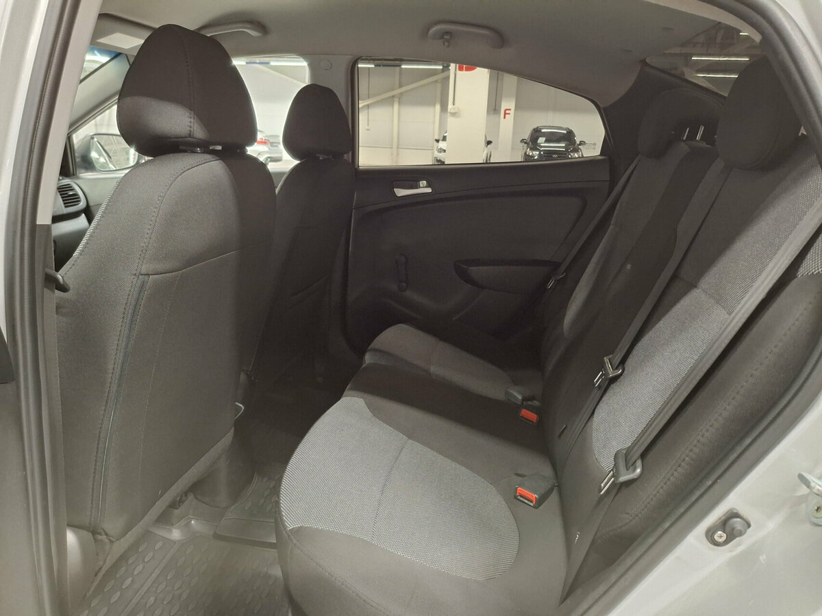 Купить Hyundai Solaris, 2014, 291 865 км.. Фото: #11
