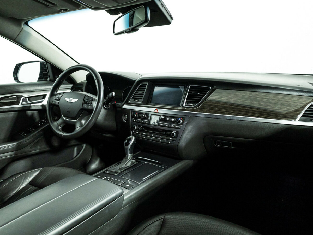 Купить Hyundai Genesis, 2015, 215 969 км.. Фото: #6