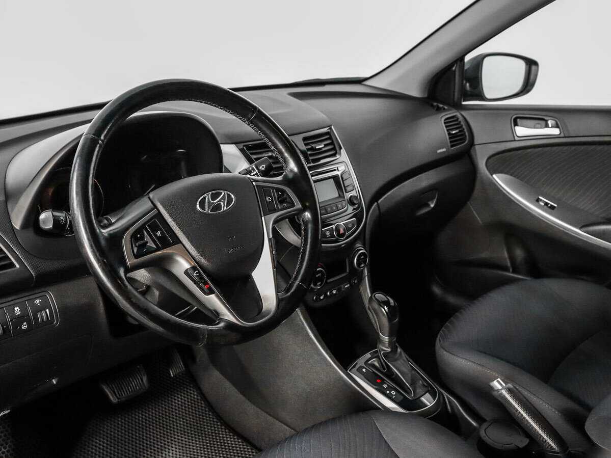 Купить Hyundai Solaris, 2015, 125 082 км.. Фото: #8