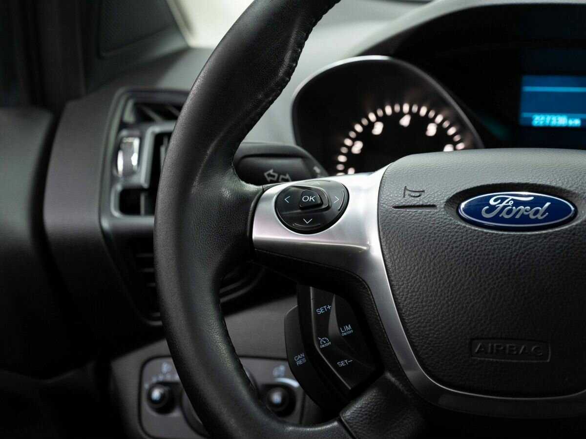 Купить Ford Kuga, 2014, 227 100 км.. Фото: #15
