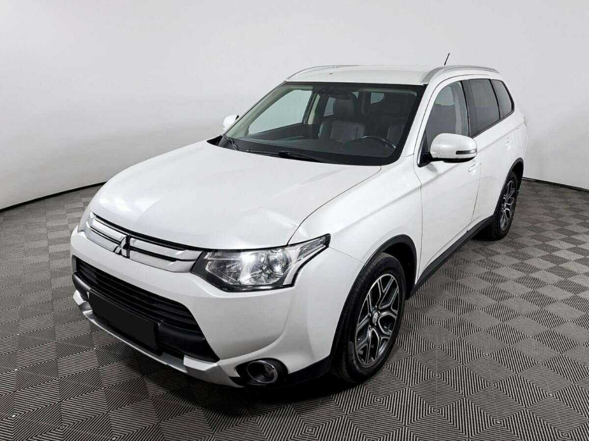 Купить Mitsubishi Outlander, 2014, 181 183 км.. Фото: #0