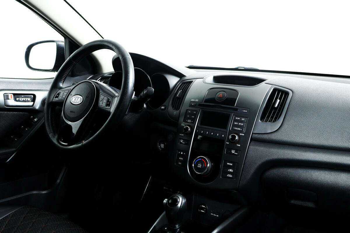 Купить Kia Cerato, 2012, 316 247 км.. Фото: #8